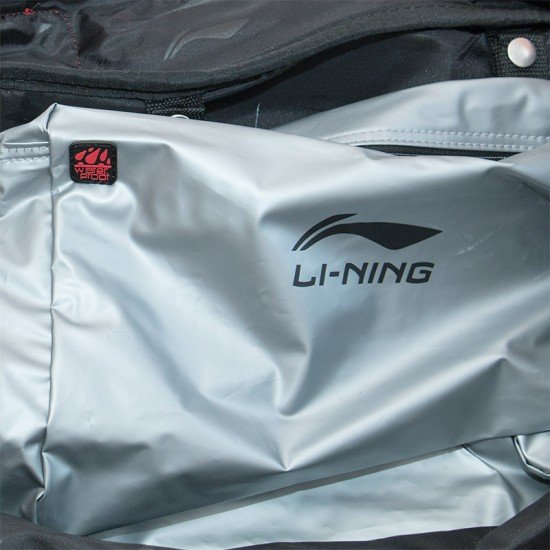 Сумка для бадминтона 9 ракеток, 5 отделений для одежды и обуви ABJJ054-1 Li-NING